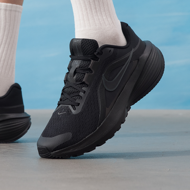 ナイキ メンズシューズ オリジナル 軽量 通気性 フィットネ - Lightweight Road Running Shoes のレビューと価格
